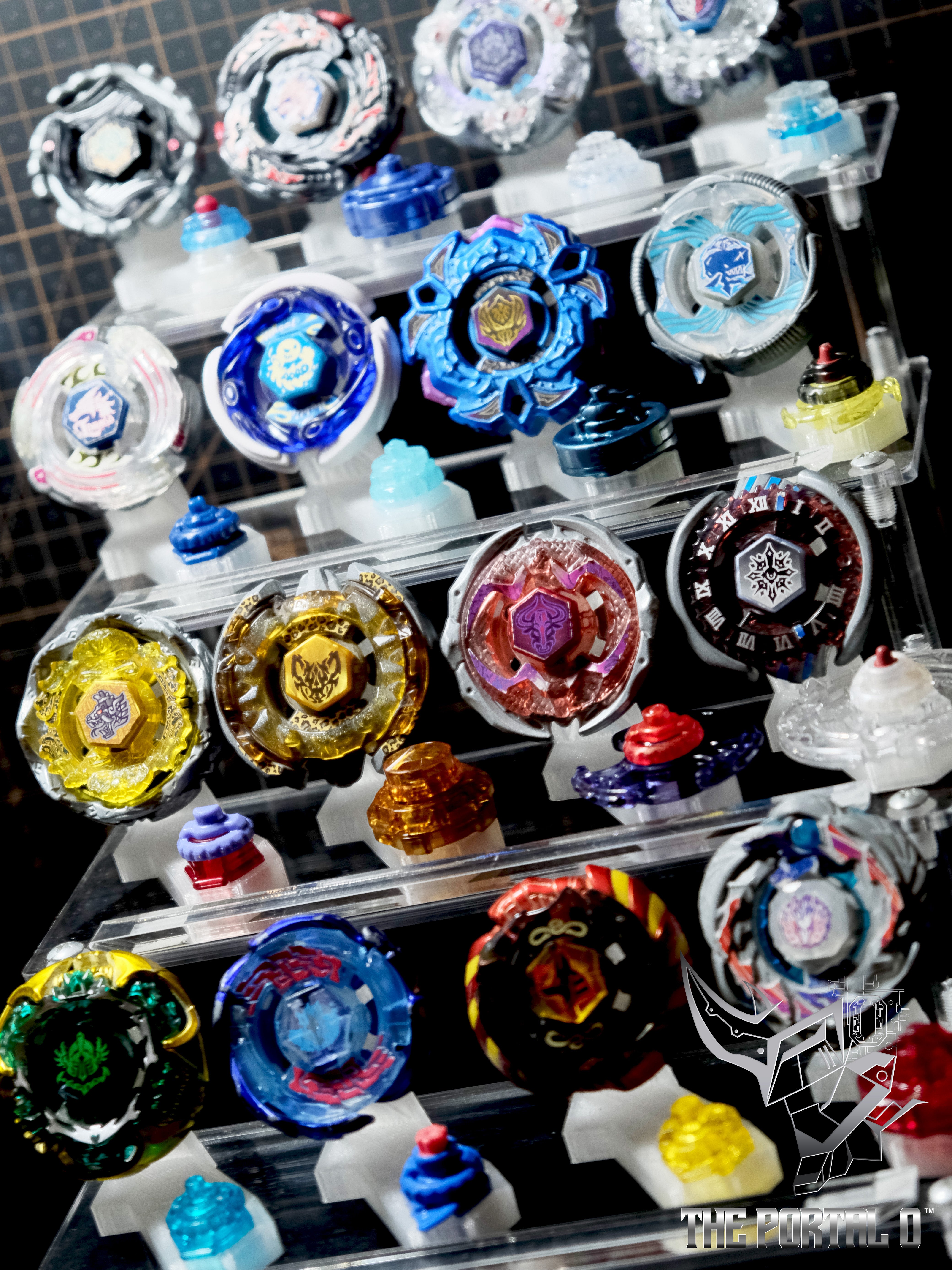 Beyblade Metal Fusion BeyStand Display Pro