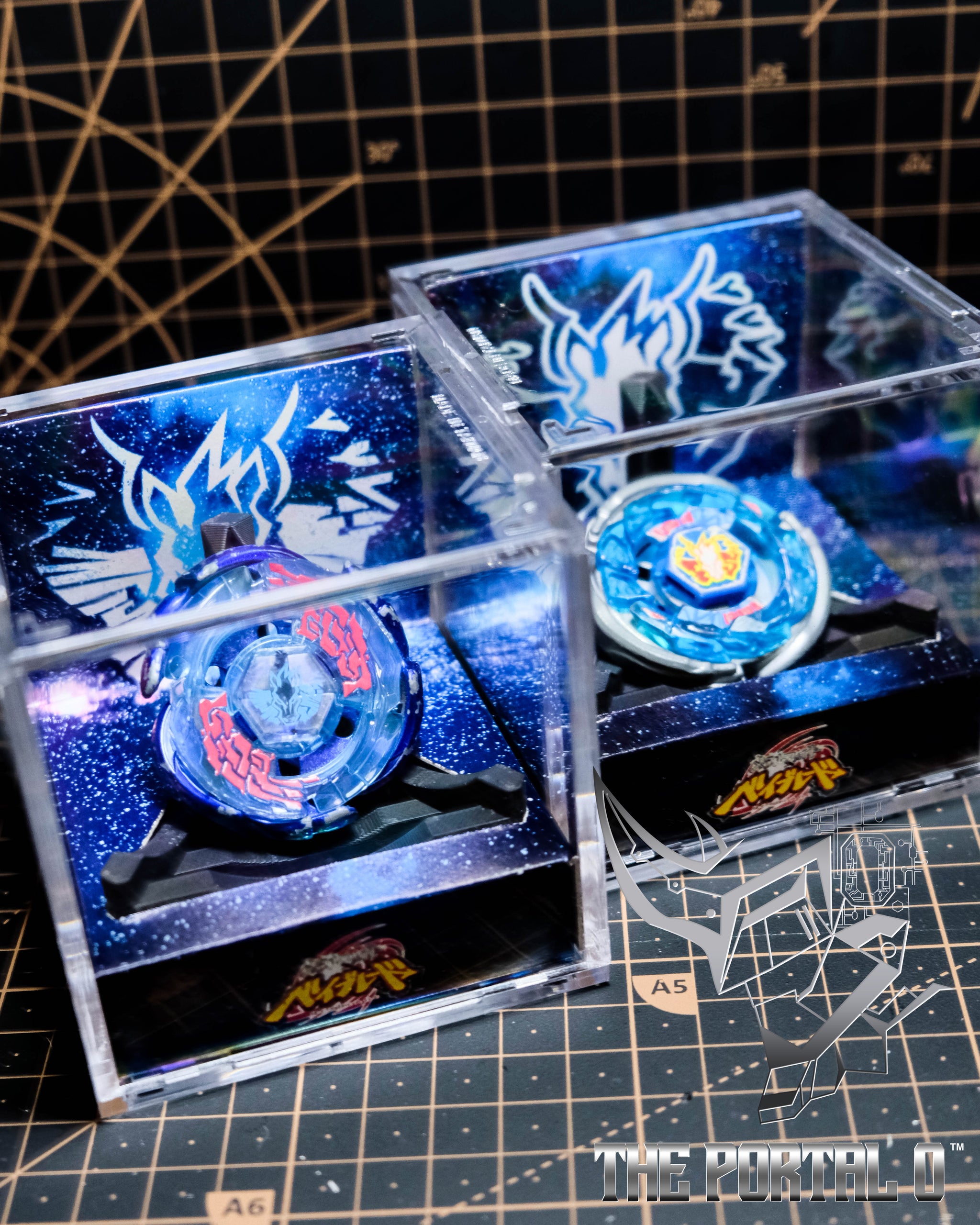 Beyblade Metal Fusion Emblem Display Case Collection