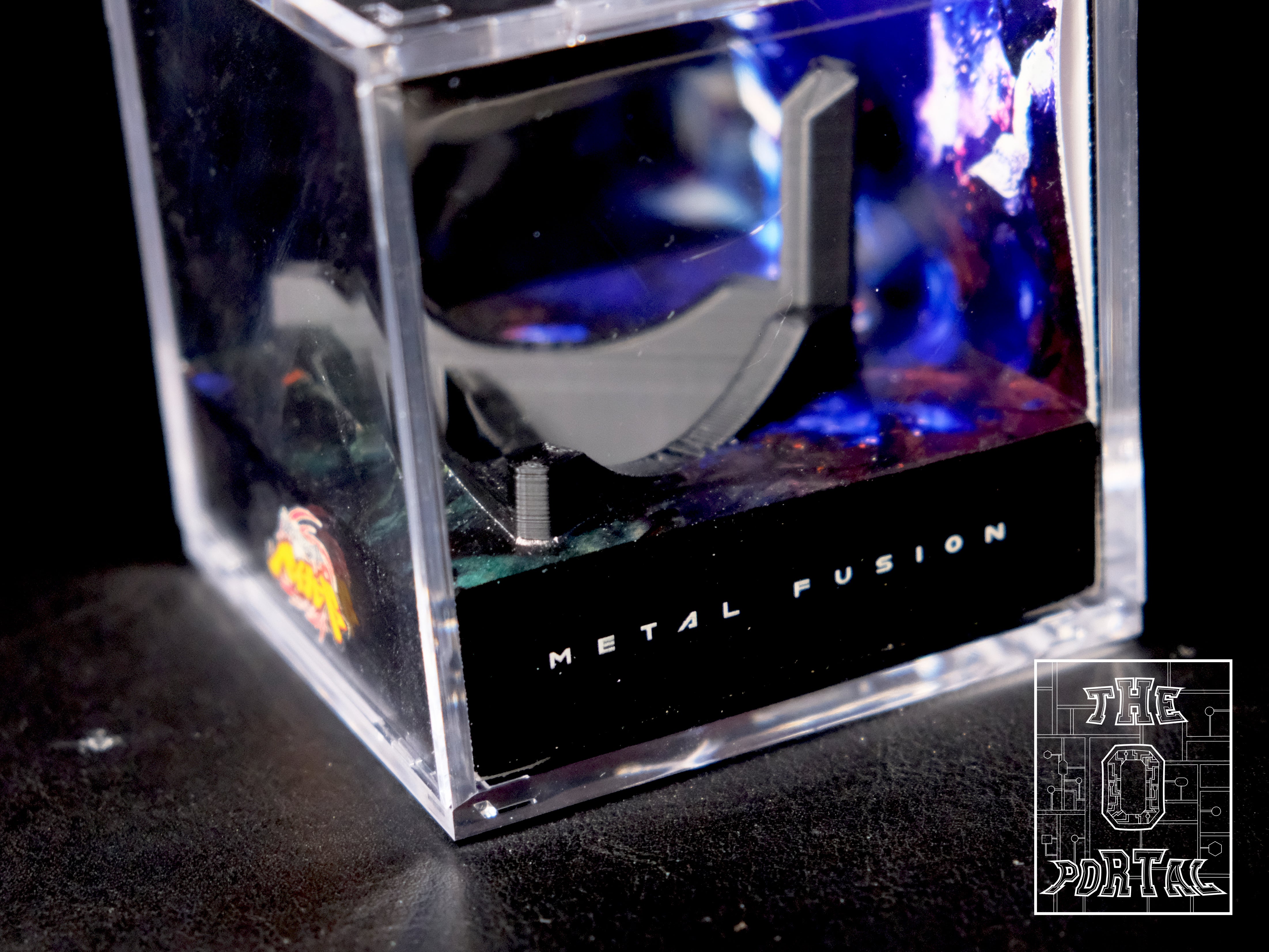 Beyblade Metal Fusion Galaxy x Cosmos Display Case