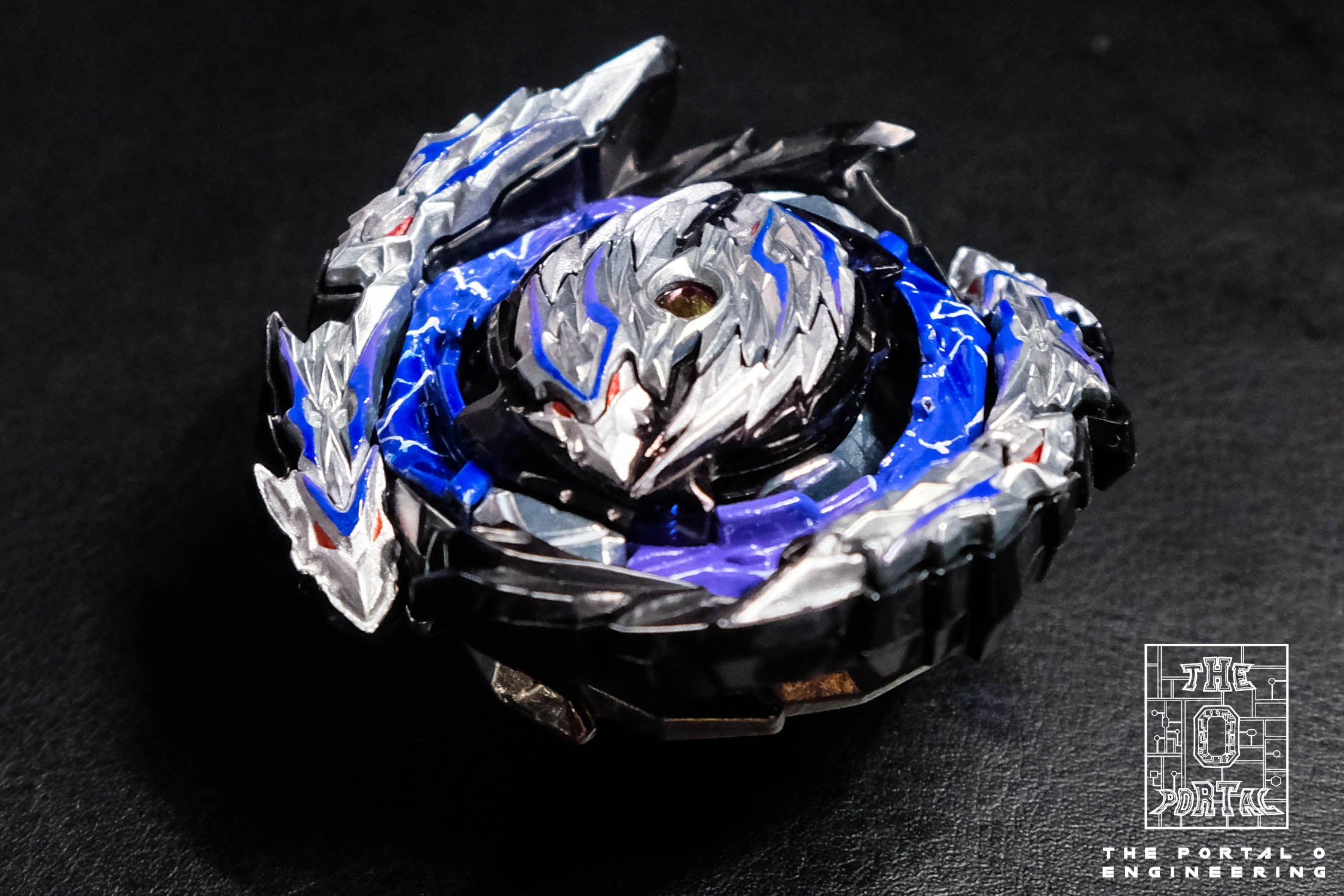 ThePortal0 TAKARA TOMY Beyblade BURST CM-01 Longinus, Guilty Lightning